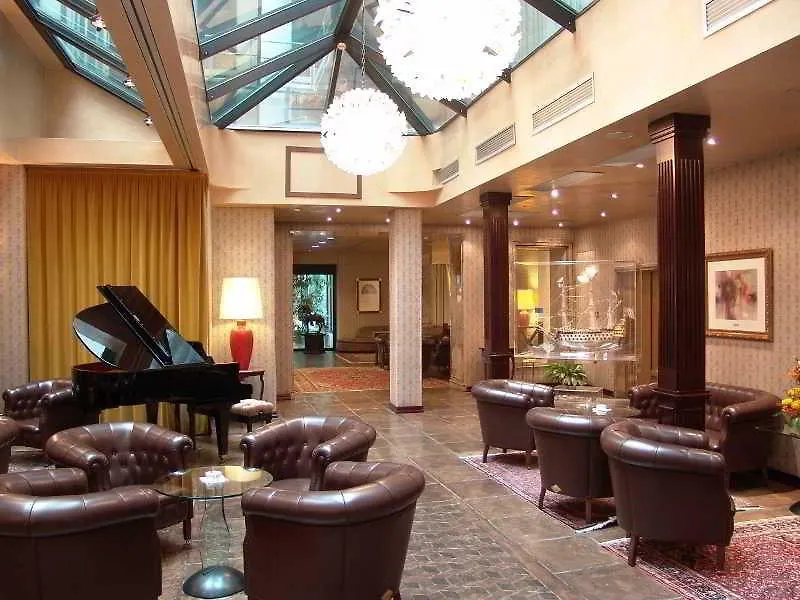 *****  Hotel Pierre Milano Italy