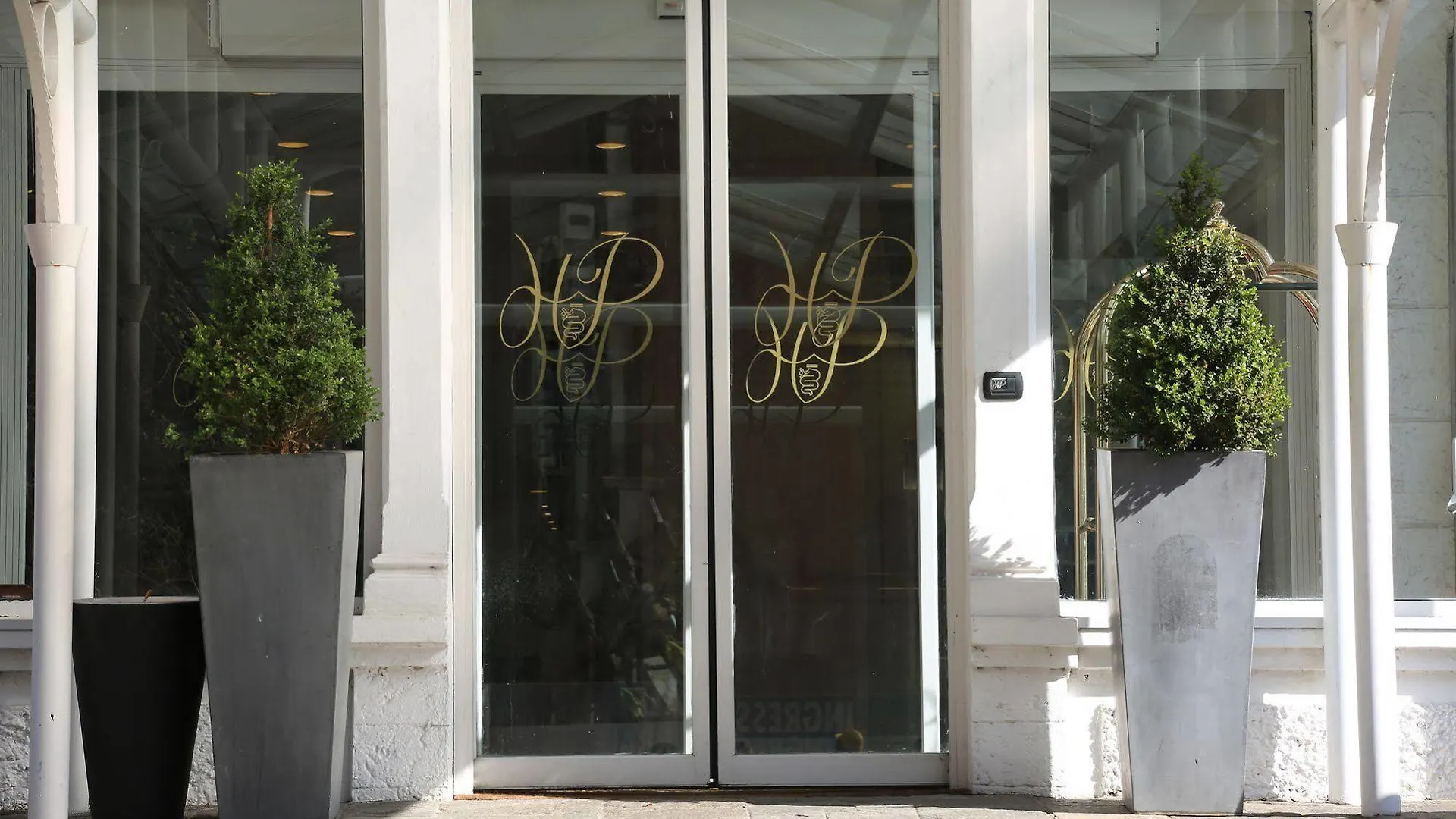 Hotel Pierre Milano Italy